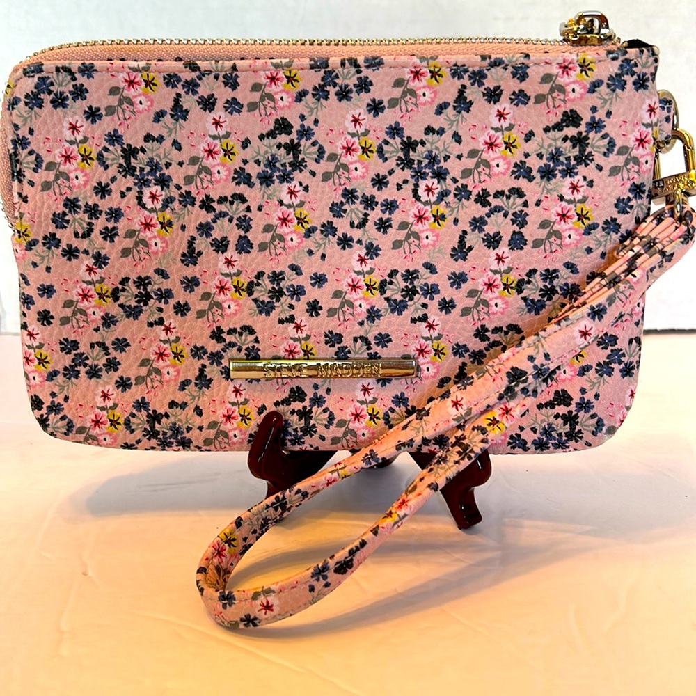 Steve Madden wristlet.